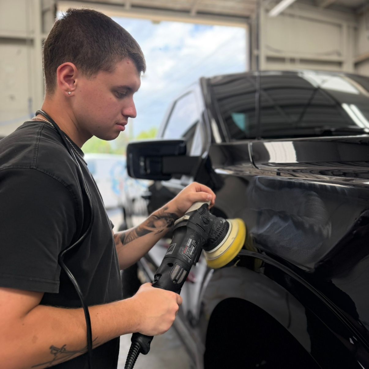 CleanMachine Detailing logo